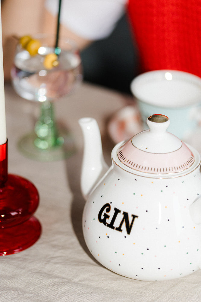 Yvonne Ellen Gin Teapot